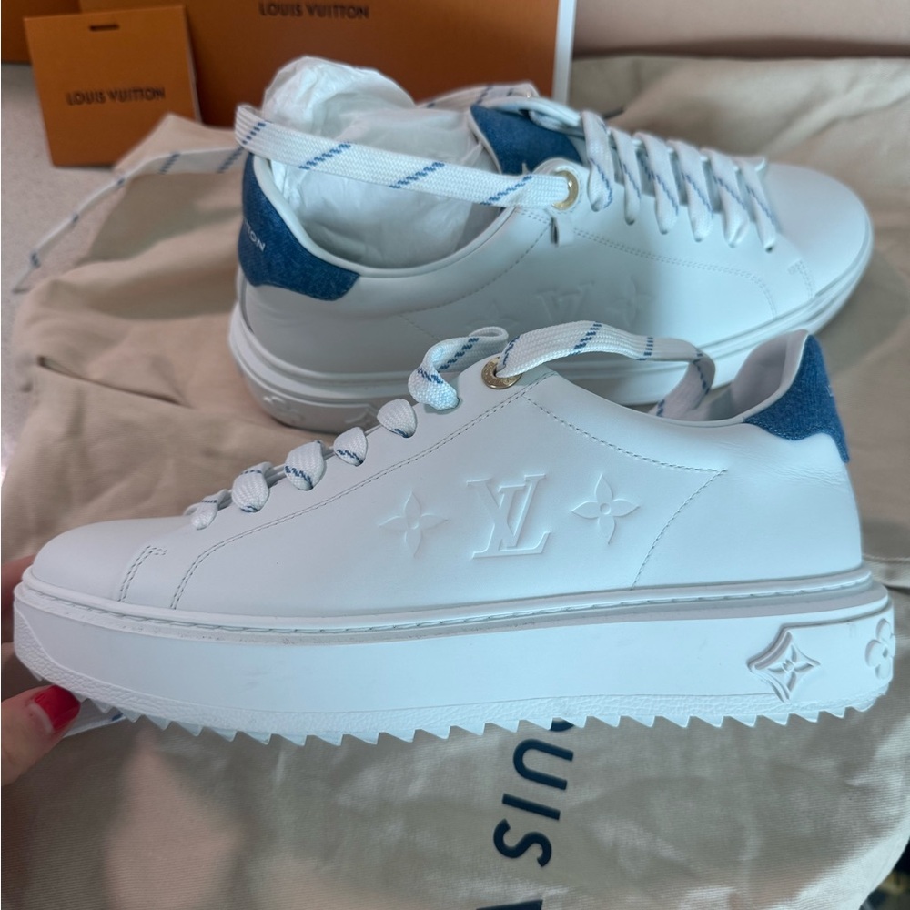 LouisVuitton Time Out Sneaker - SOLD OUT COLOR White/Denim Blue with Box & paper